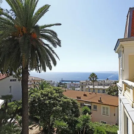 Apartman Palmeraie - Magnifique D'epoque Avec Vue 4 Personnes Avec Terrasse Le Port Nizza