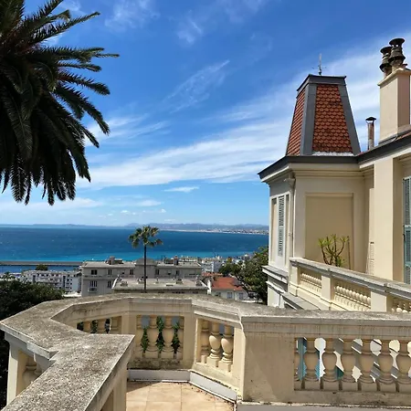 Apartman Palmeraie - Magnifique D'epoque Avec Vue 4 Personnes Avec Terrasse Le Port